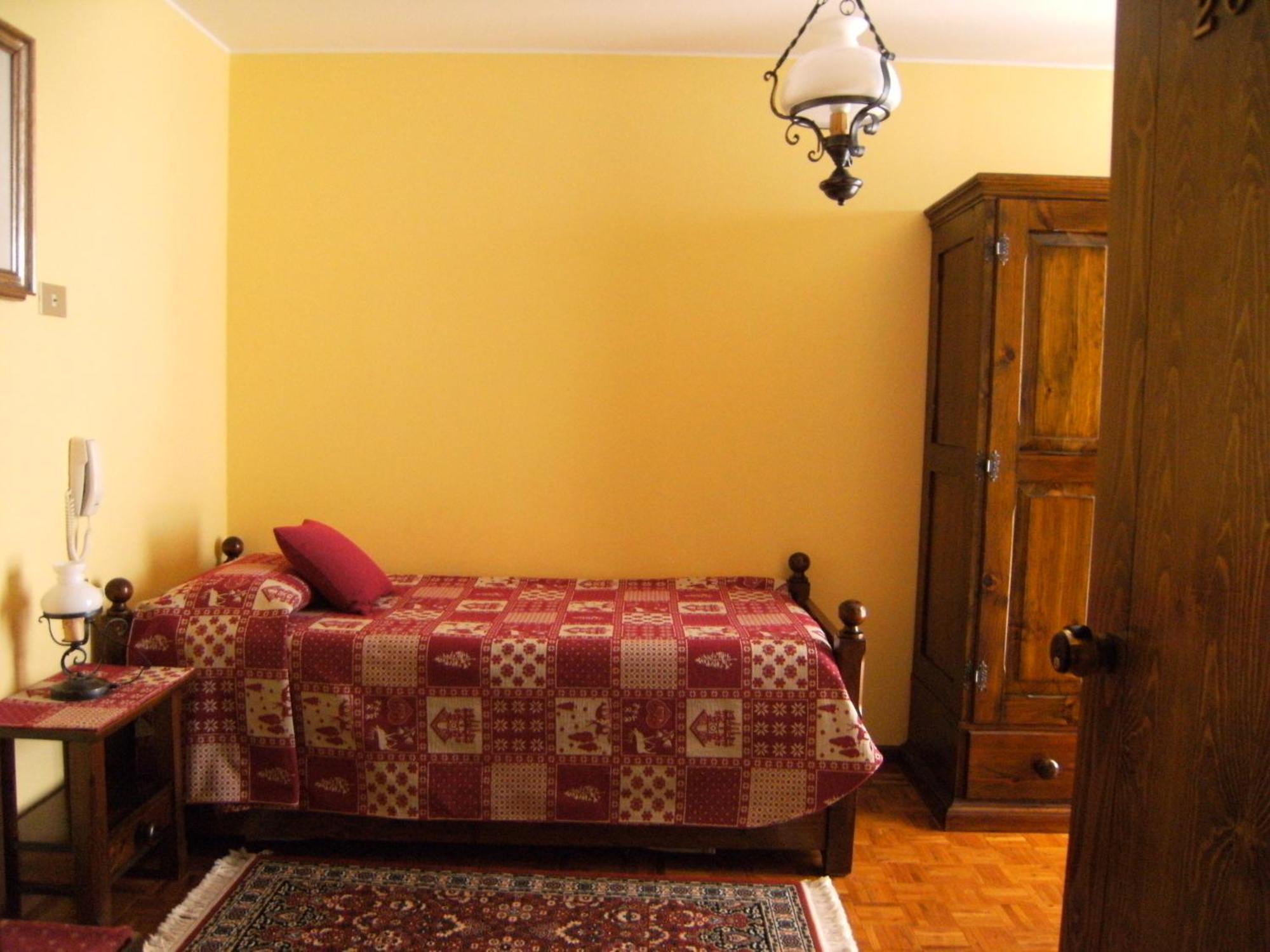 Albergo Thurwieser Santa Caterina Valfurva Szoba fotó