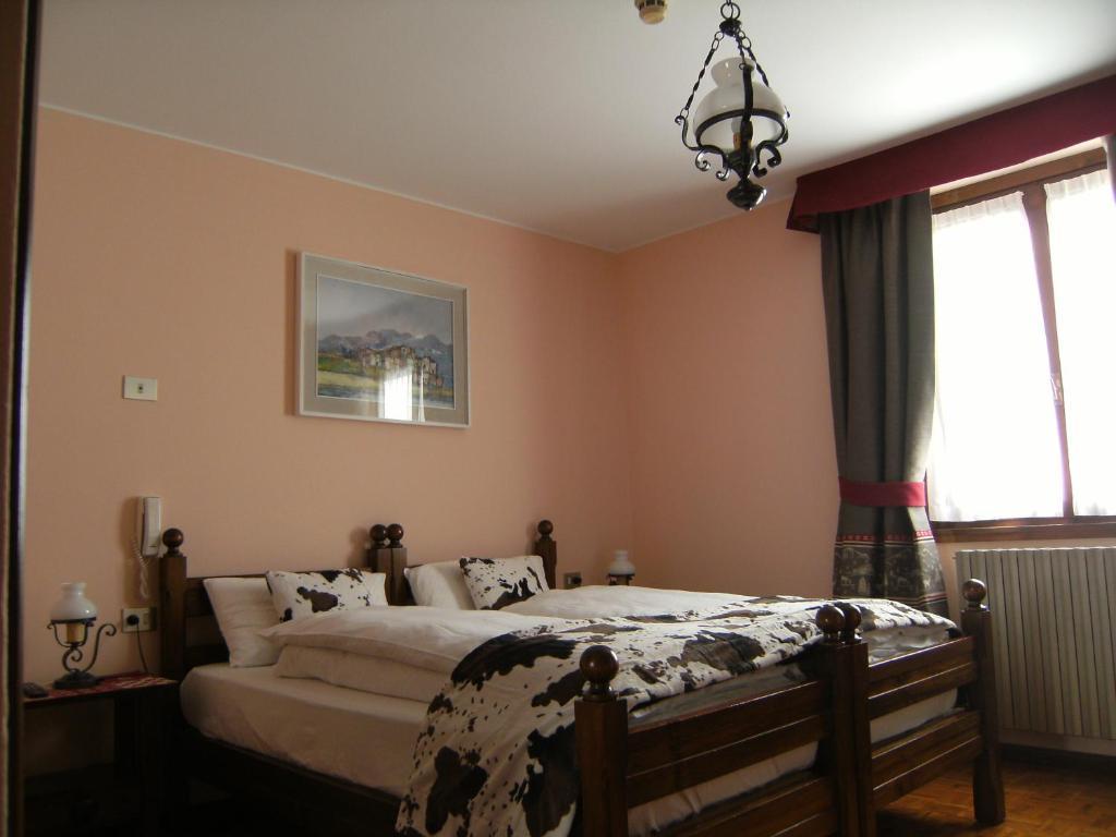 Albergo Thurwieser Santa Caterina Valfurva Szoba fotó